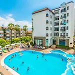 מלון Boulevard 4*